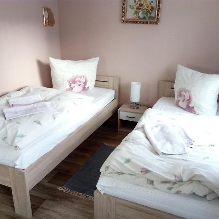 Am Muehlteich Hotel Taltitz Kültér fotó