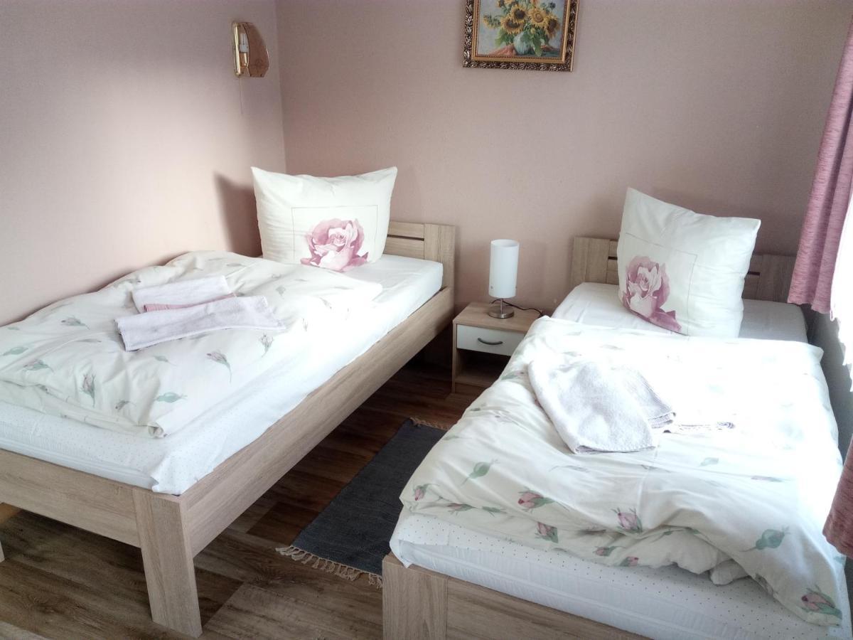 Am Muehlteich Hotel Taltitz Kültér fotó