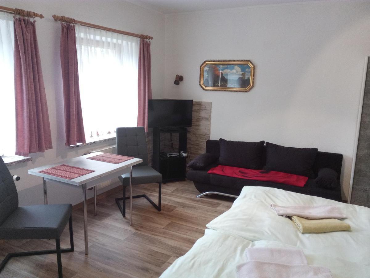 Am Muehlteich Hotel Taltitz Kültér fotó